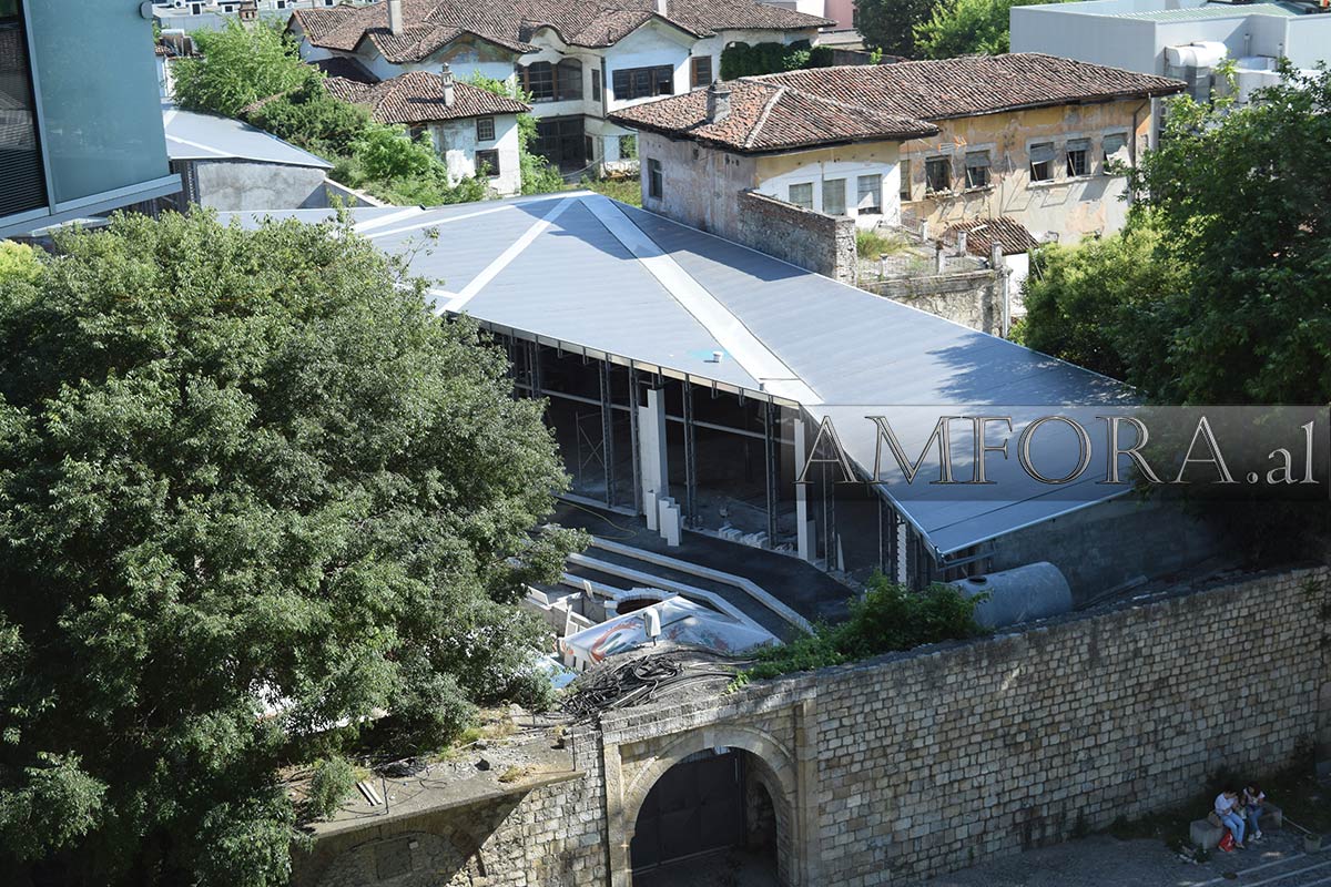 Ndërtimi brenda Kalasë së Tiranës, “i ligjëruar” duke shkelur ligjin!!!